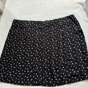 Aeropostale Black and White Mini Skirt Casual NWOT